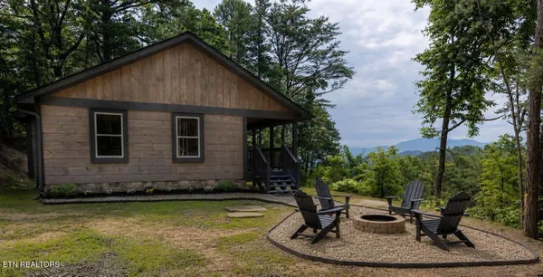 $375,000 | 1936 Seagle Hollow Road, Sevierville, TN 37876