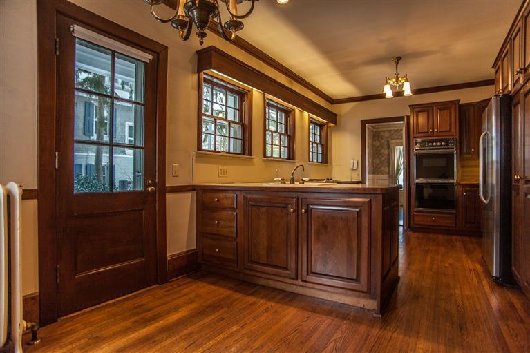 1710 Cambridge Road Ann Arbor, MI 48104 - Photo 19 of 46 Photo 19