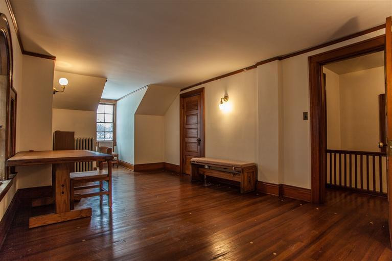1710 Cambridge Road Ann Arbor, MI 48104 - Photo 40 of 46 Photo 40