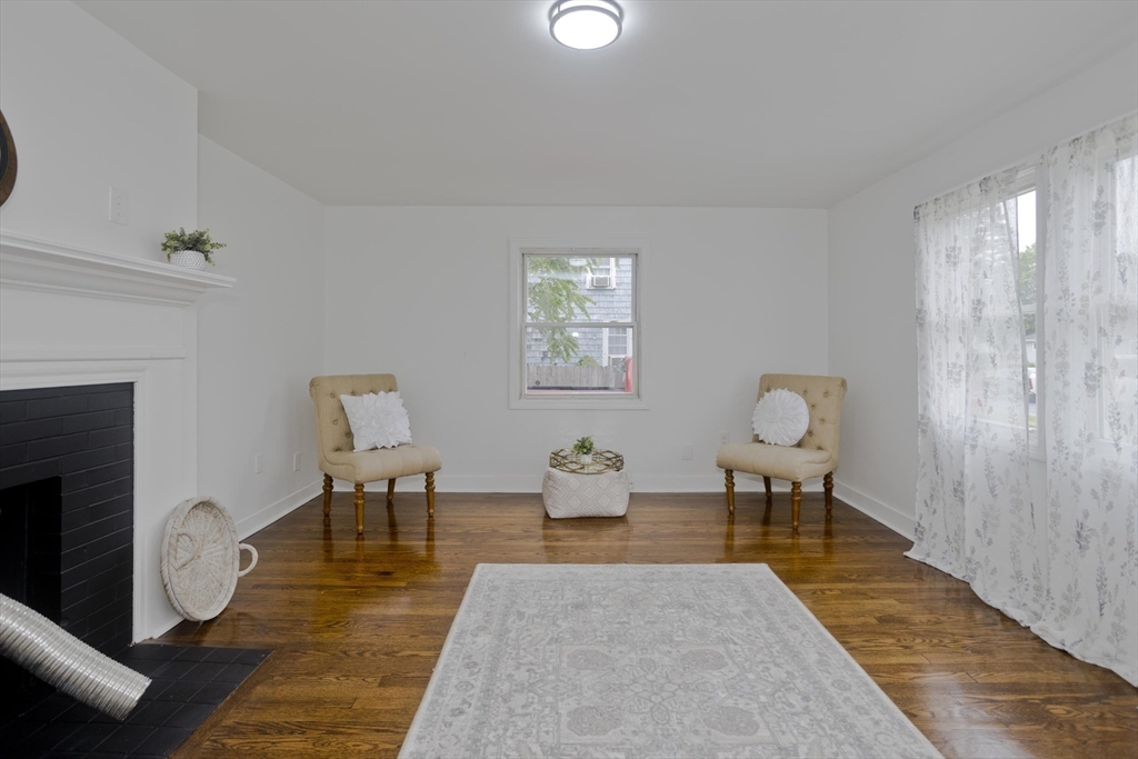 1362 Page Boulevard Springfield, MA 01104 - Photo 4 of 23 Gallery Image 4