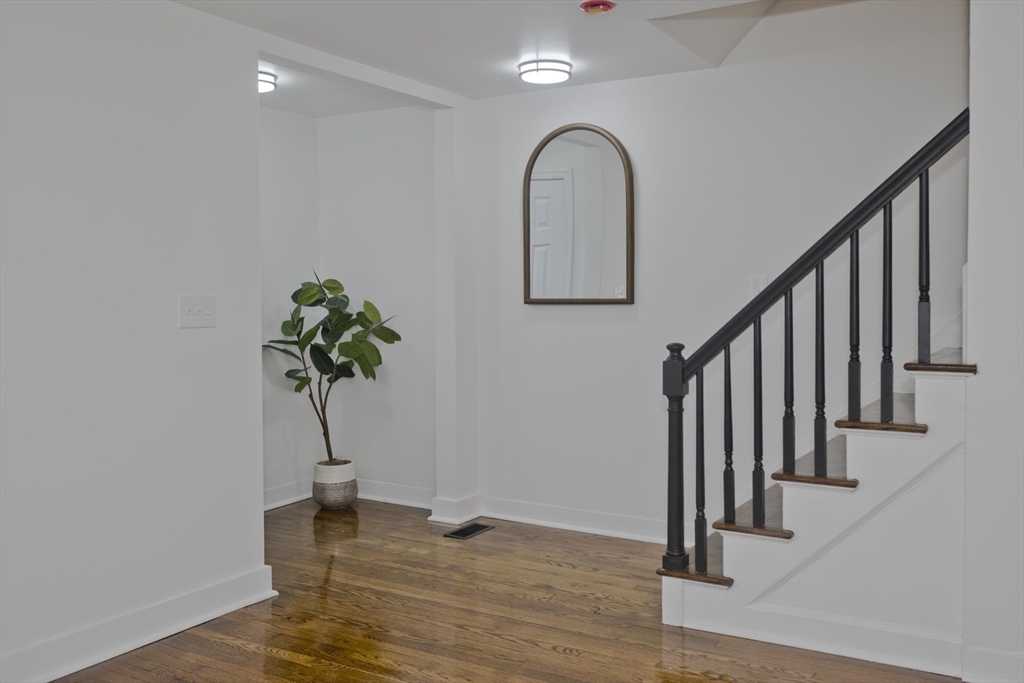 1362 Page Boulevard Springfield, MA 01104 - Photo 7 of 23 Gallery Image 7