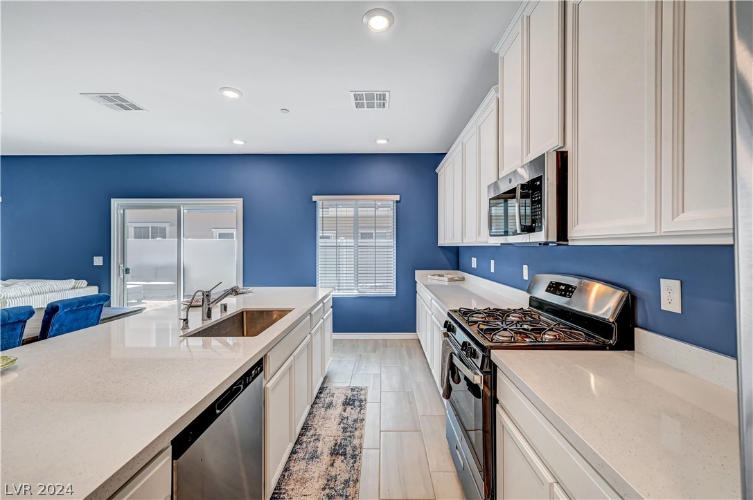 7232 North Decatur Boulevard, Unit 3 North Las Vegas, NV 89084 - Photo 13 of 38