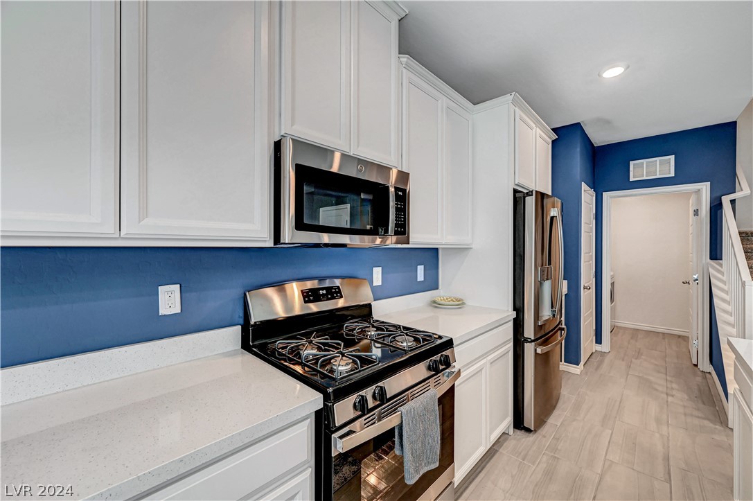 7232 North Decatur Boulevard, Unit 3 North Las Vegas, NV 89084 - Photo 15 of 38