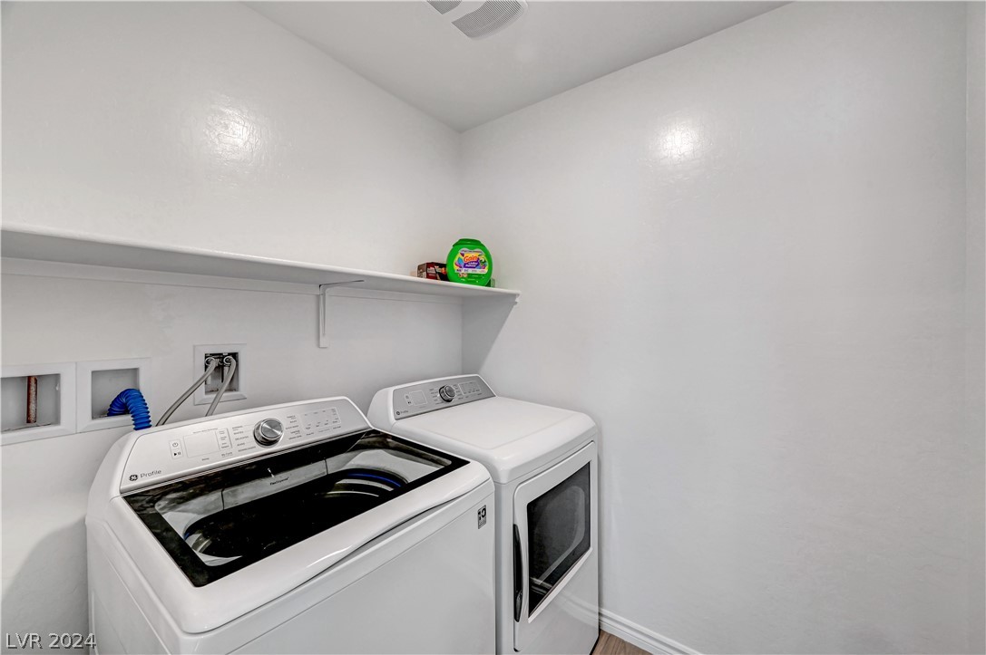 7232 North Decatur Boulevard, Unit 3 North Las Vegas, NV 89084 - Photo 17 of 38