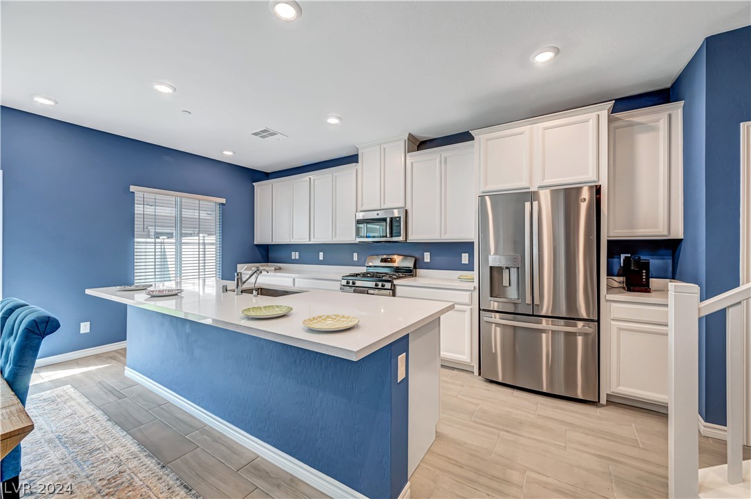 7232 North Decatur Boulevard, Unit 3 North Las Vegas, NV 89084 - Photo 2 of 38