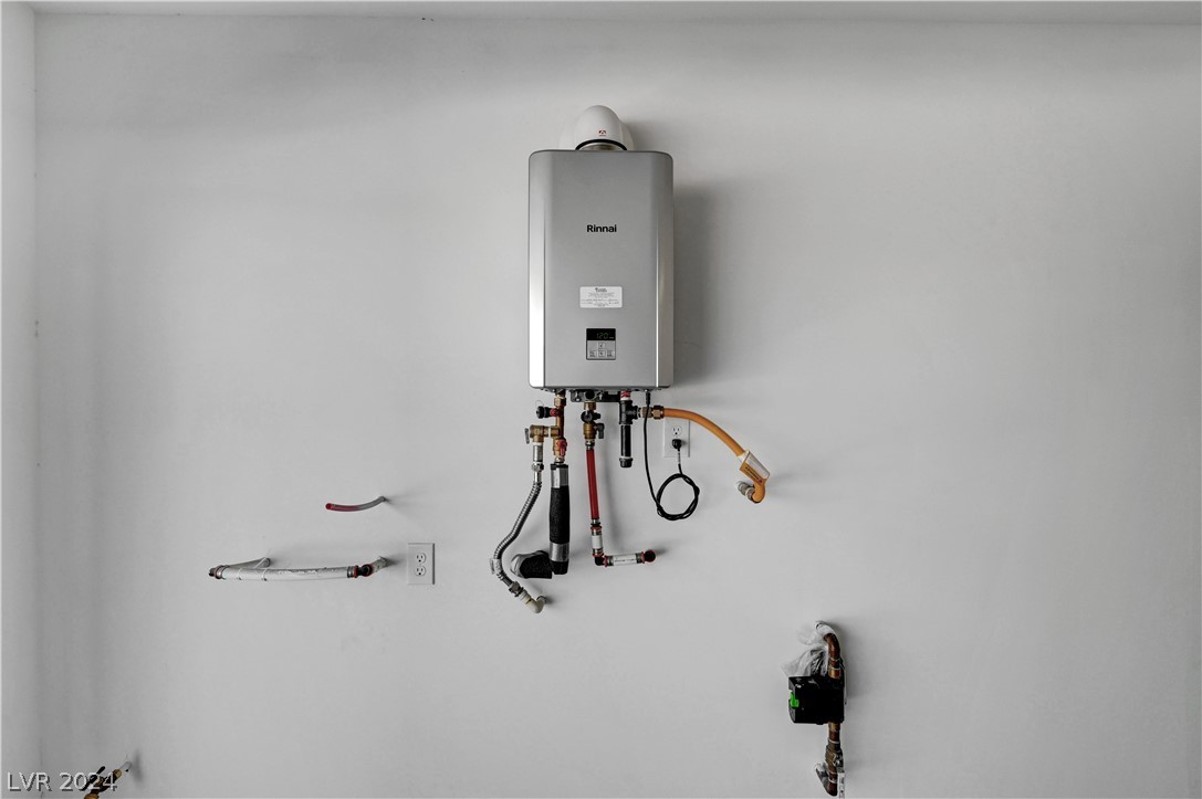 7232 North Decatur Boulevard, Unit 3 North Las Vegas, NV 89084 - Photo 34 of 38