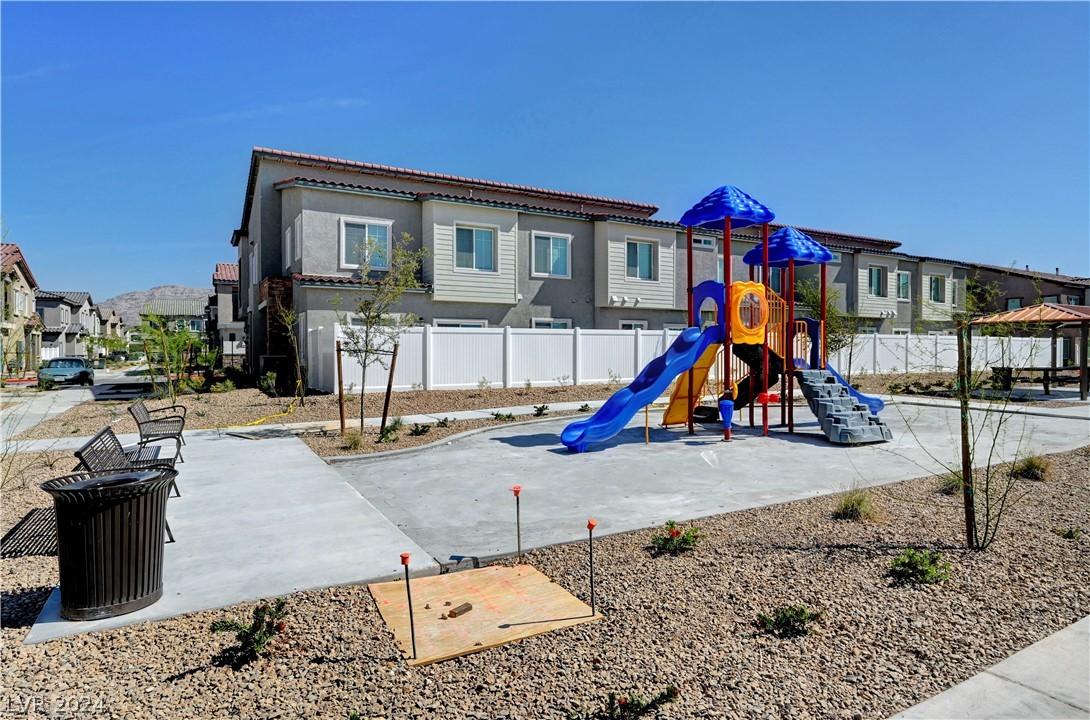 7232 North Decatur Boulevard, Unit 3 North Las Vegas, NV 89084 - Photo 37 of 38