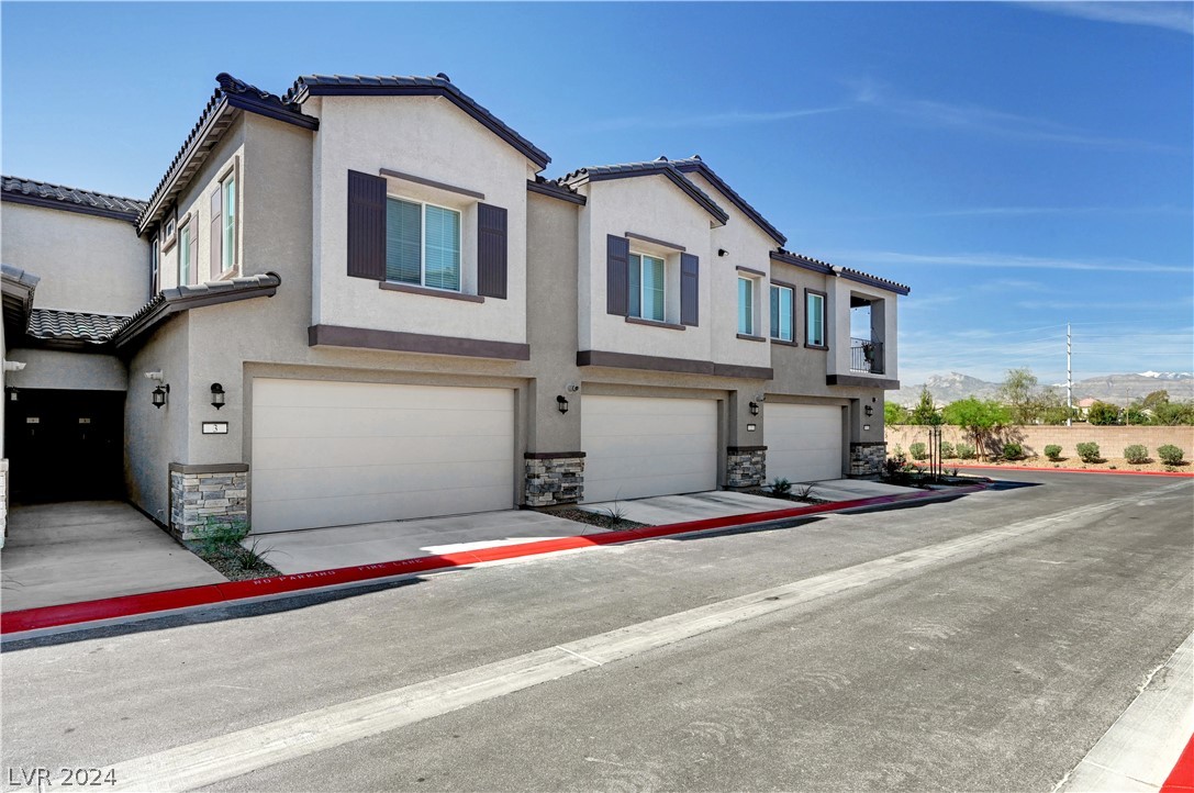 7232 North Decatur Boulevard, Unit 3 North Las Vegas, NV 89084 - Photo 6 of 38