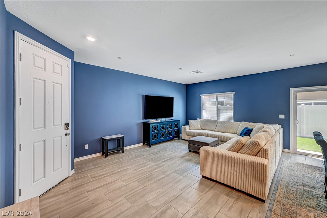 7232 North Decatur Boulevard, Unit 3 North Las Vegas, NV 89084 - Photo 8 of 38