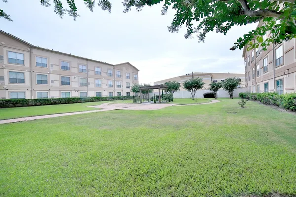$1,475 | 6611 West Sam Houston Parkway South, Unit 1F, Houston, TX 77036