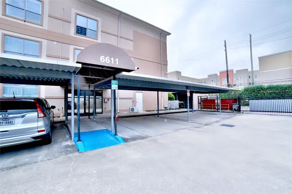 $1,475 | 6611 West Sam Houston Parkway South, Unit 1F, Houston, TX 77036