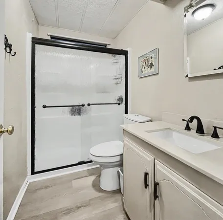 $2,300 | 39705 Manzanita Drive, Palm Desert, CA 92260