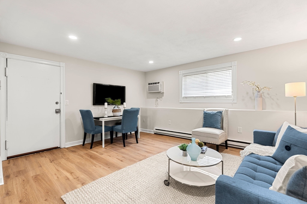 16 Appleton Park, Unit B2 Ipswich, MA 01938 - Photo 4 of 28