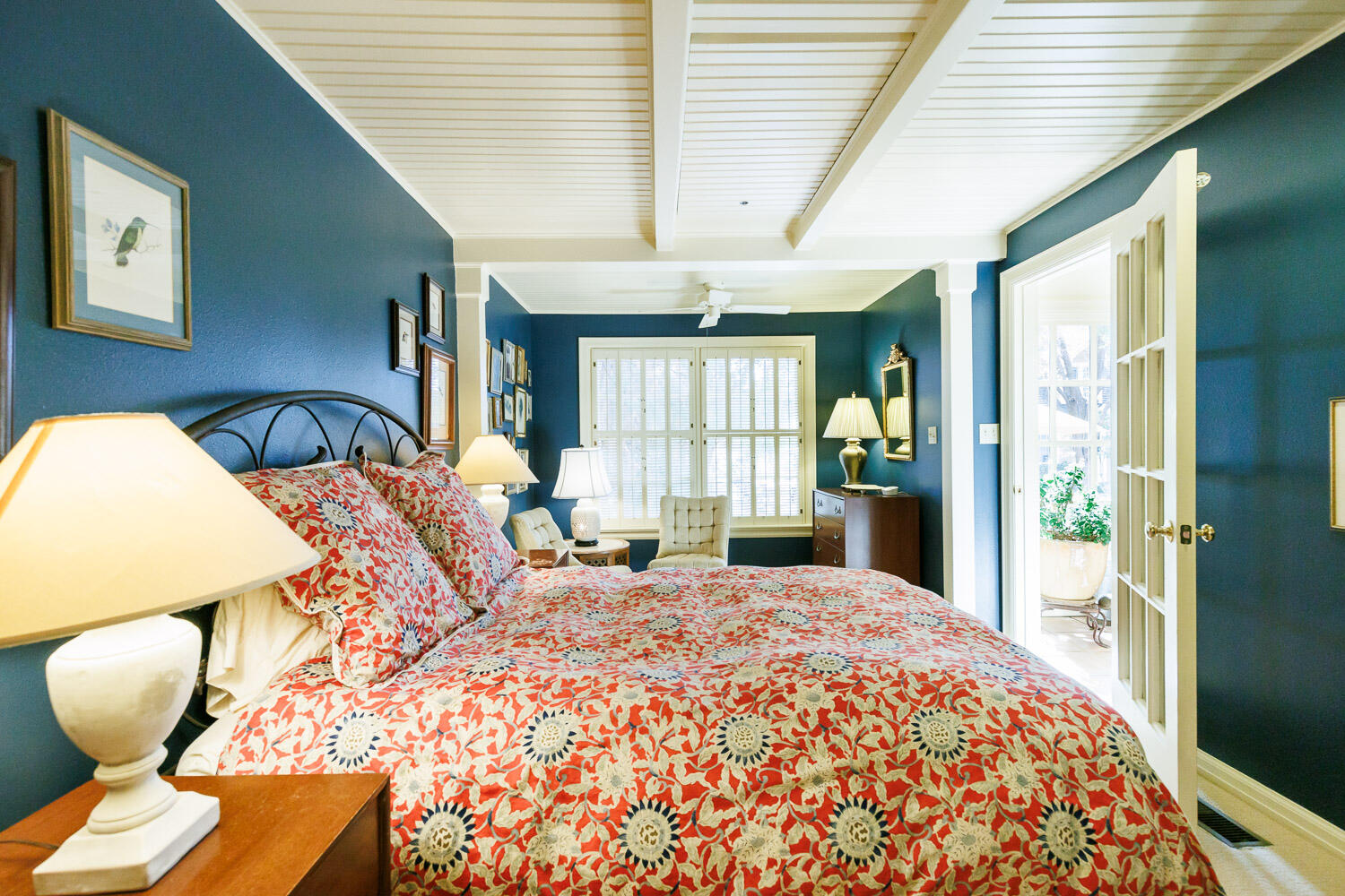 2607 22nd Street Lubbock, TX 79410 - Photo 28 of 87 a bedroom with a large bed and a large window