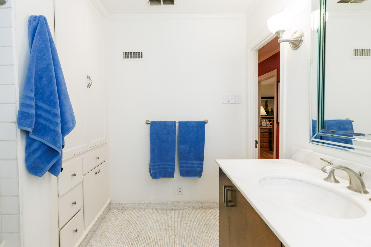 2607 22nd Street Lubbock, TX 79410 - Photo 51 of 87 Second Bathroom