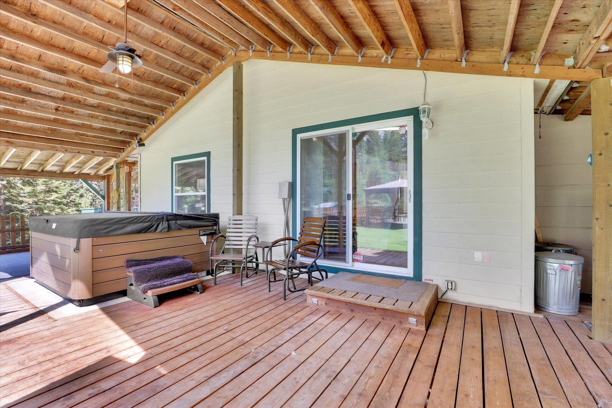 281 Yocum Lk Road Ione, WA 99139 - Photo 1 of 23