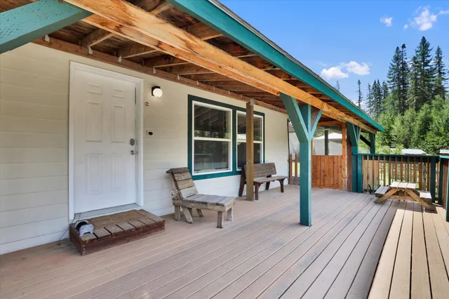 $422,500 | 281 Yocum Lk Road, Ione, WA 99139