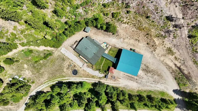 $422,500 | 281 Yocum Lk Road, Ione, WA 99139