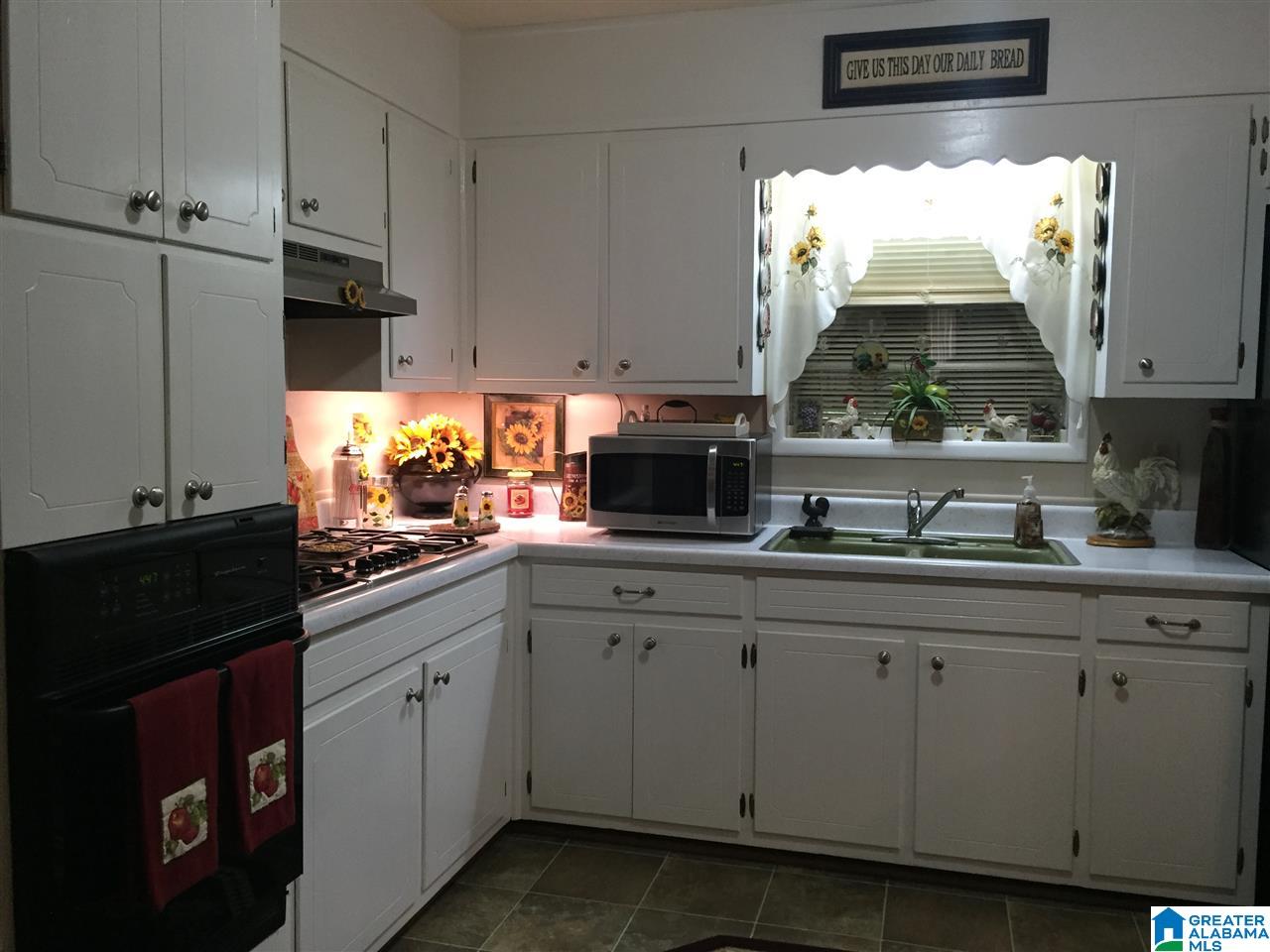 840 Oak Hill Road Anniston, AL 36203 - Photo 6 of 34