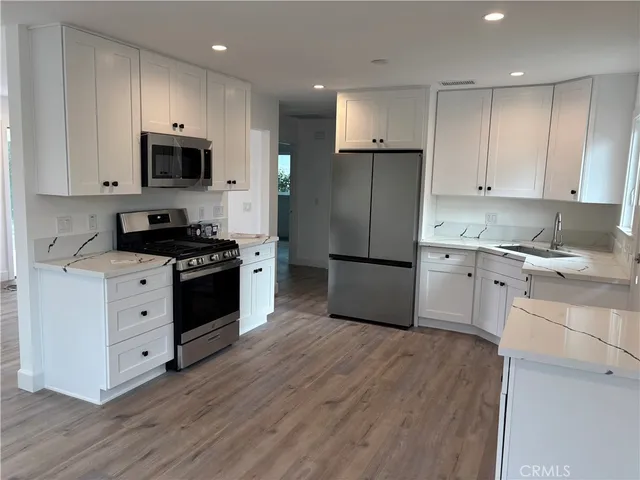 $4,900 | 2410 Gates Avenue, Redondo Beach, CA 90278