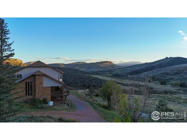 a black and white photo of a