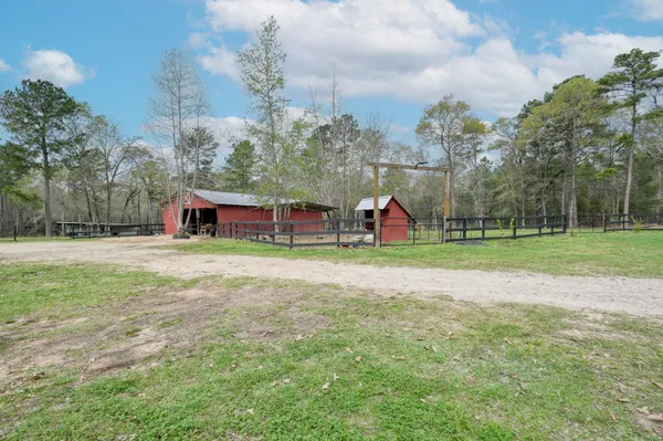 $1,297,990 | 14 Mills Lane, Richards, TX 77873