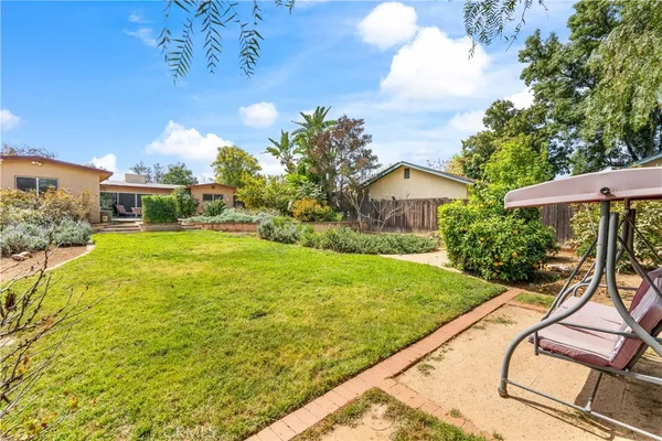 $749,000 | 1965 Prince Albert Drive, Riverside, CA 92507