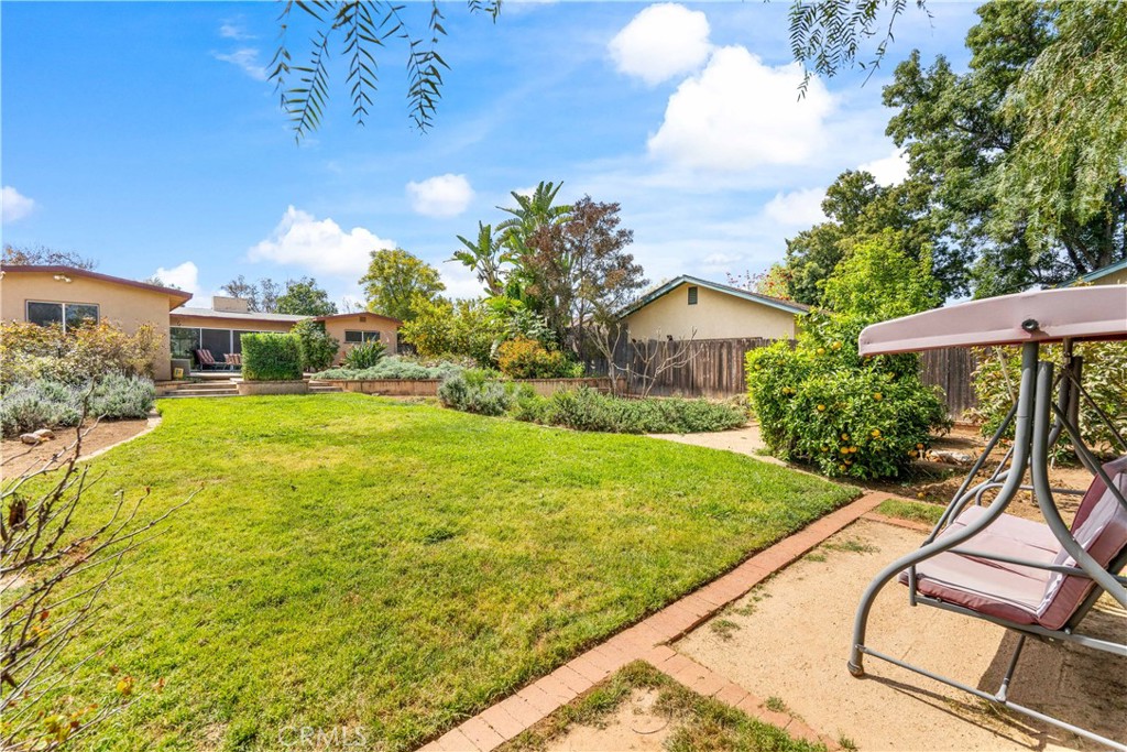 1965 Prince Albert Drive Riverside, CA 92507 - Photo 33 of 38