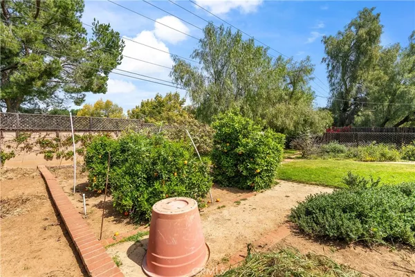 $749,000 | 1965 Prince Albert Drive, Riverside, CA 92507