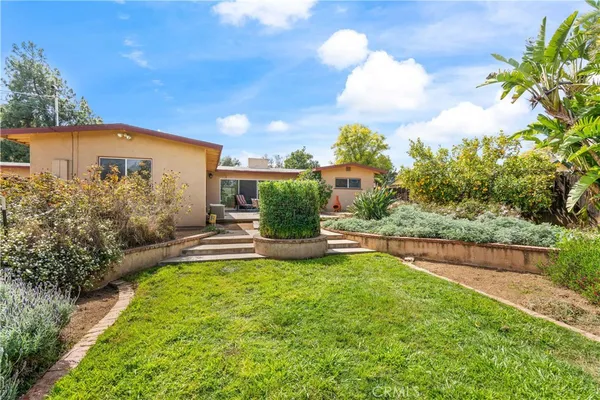 $749,000 | 1965 Prince Albert Drive, Riverside, CA 92507