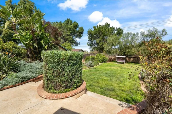$749,000 | 1965 Prince Albert Drive, Riverside, CA 92507