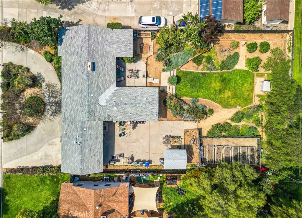 1965 Prince Albert Drive Riverside, CA 92507 - Photo 5 of 38