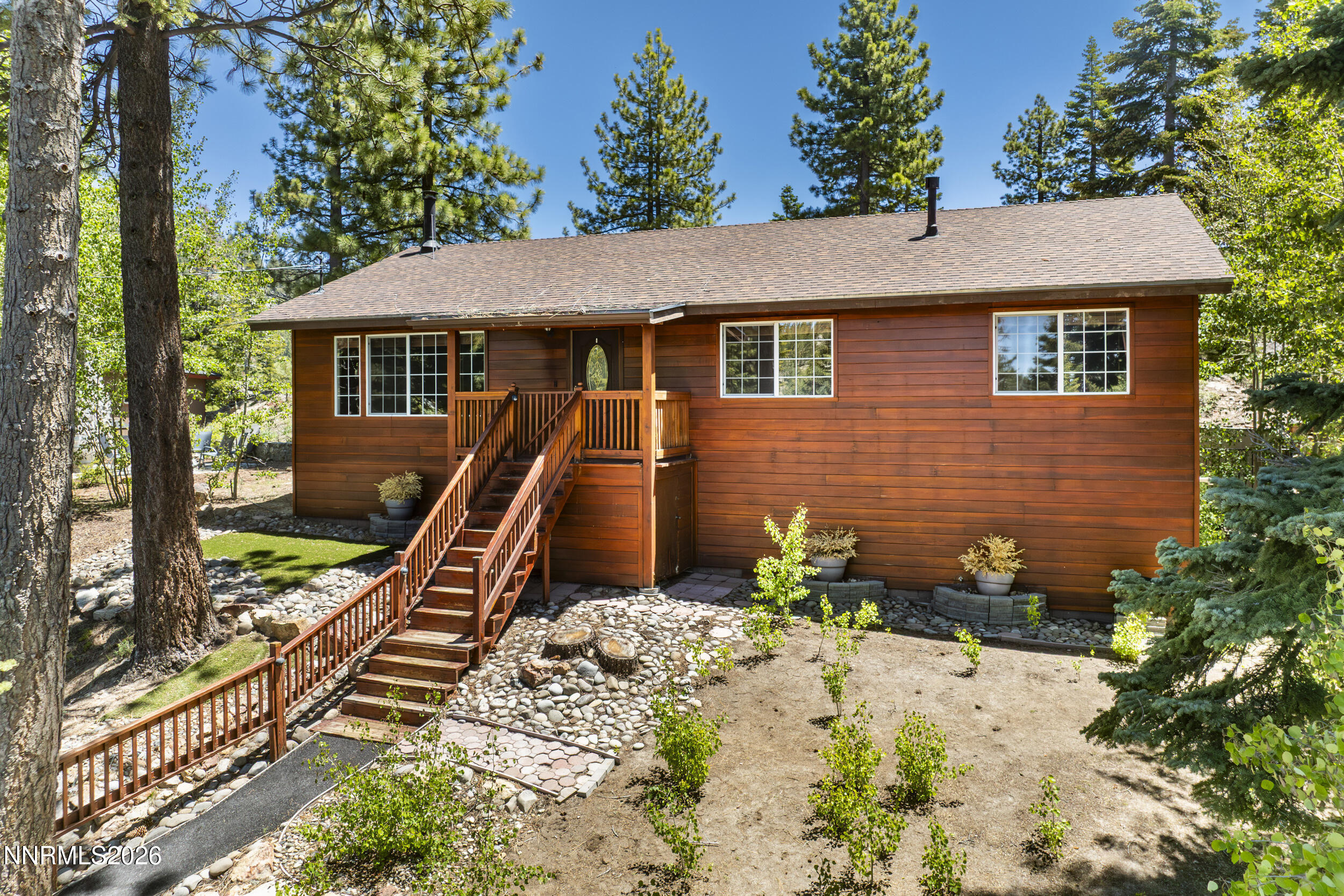 111 Roxanne Court Stateline, NV 89449 - Photo 5 of 40 5_15_111 roxanne court_copyright jeremy