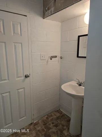 $249,000 | 300 Maple Street North, Ahoskie, NC 27910