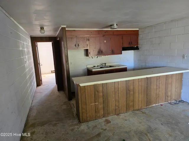 $249,000 | 300 Maple Street North, Ahoskie, NC 27910