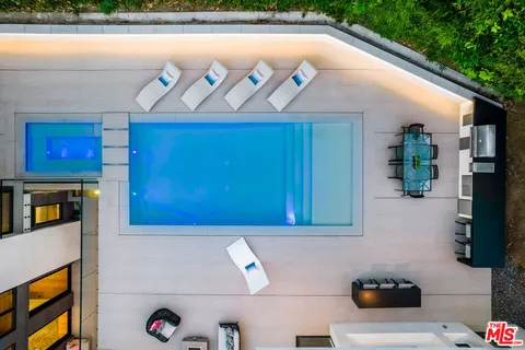 $14,600,000 | 1049 Loma Vista Drive, Beverly Hills, CA 90210