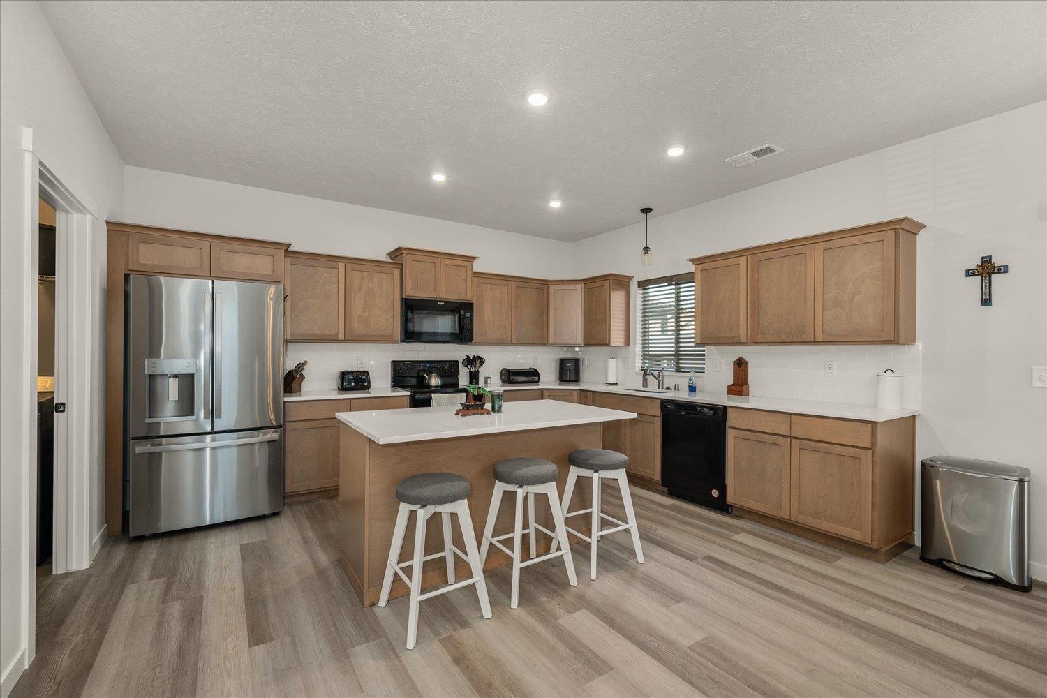 10504 West Lingonberry Road Cheney, WA 99004 - Photo 9 of 38