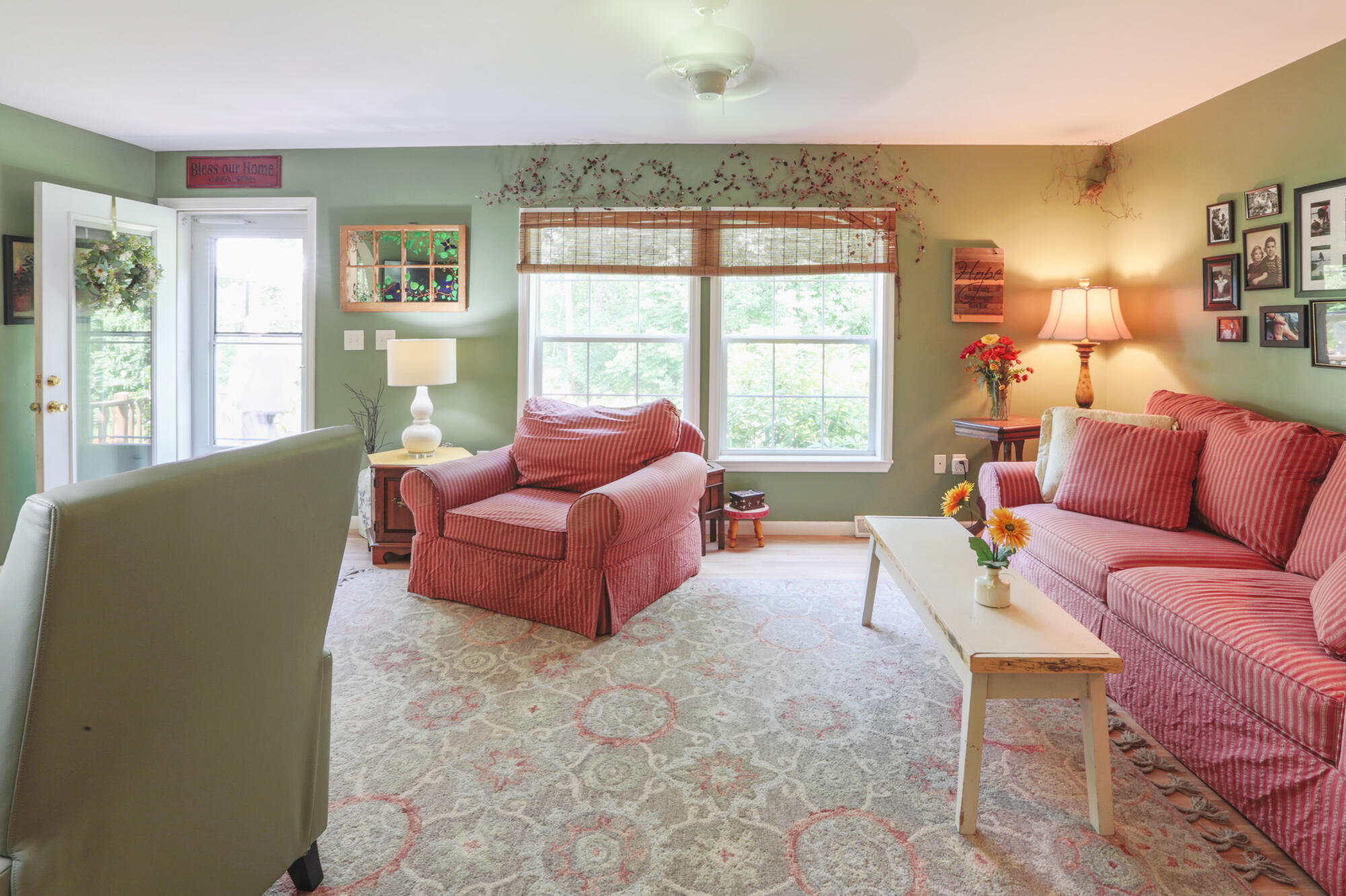 5 Patten Pit Road Belfast, ME 04915 - Photo 10 of 25 Living room