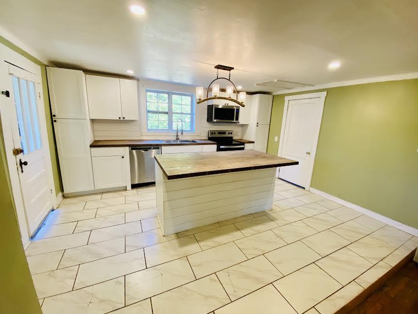 116 Cecil Vanhuss Road Elizabethton, TN 37643 - Photo 5 of 6 4