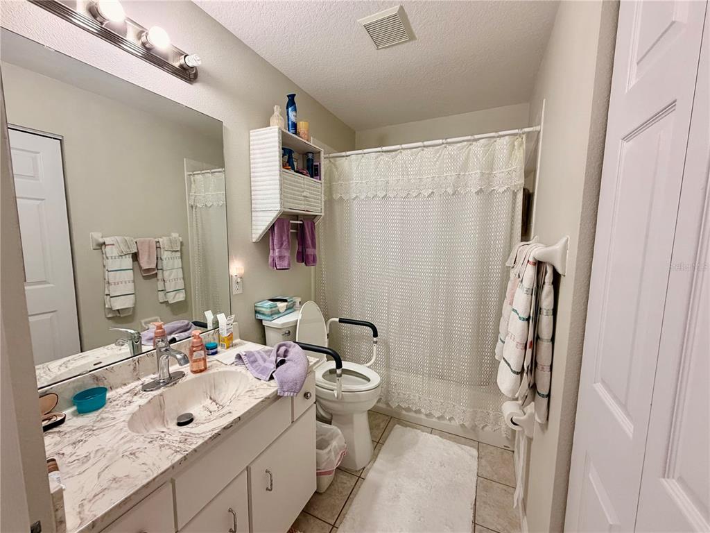 472 Shaw Lake Road Pierson, FL 32180 - Photo 11 of 36