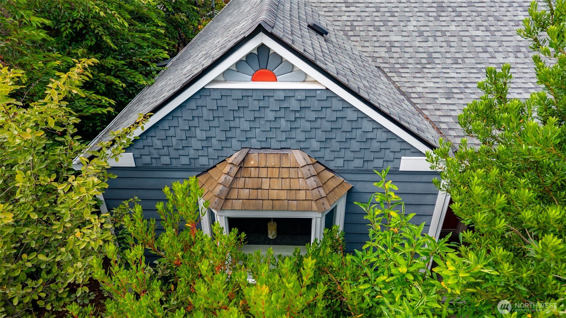 520 4th Street Anacortes, WA 98221 - Photo 4 of 39