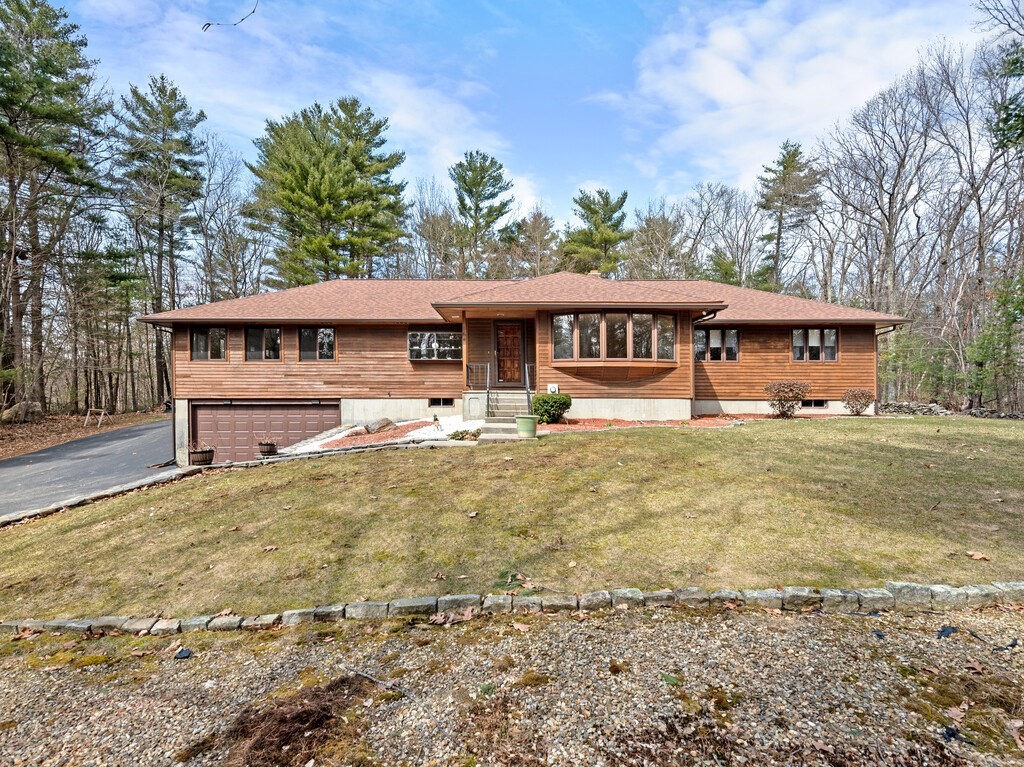 164 Berry Corner Road Charlton, MA 01507 - Photo 35 of 40 Gallery Image 35