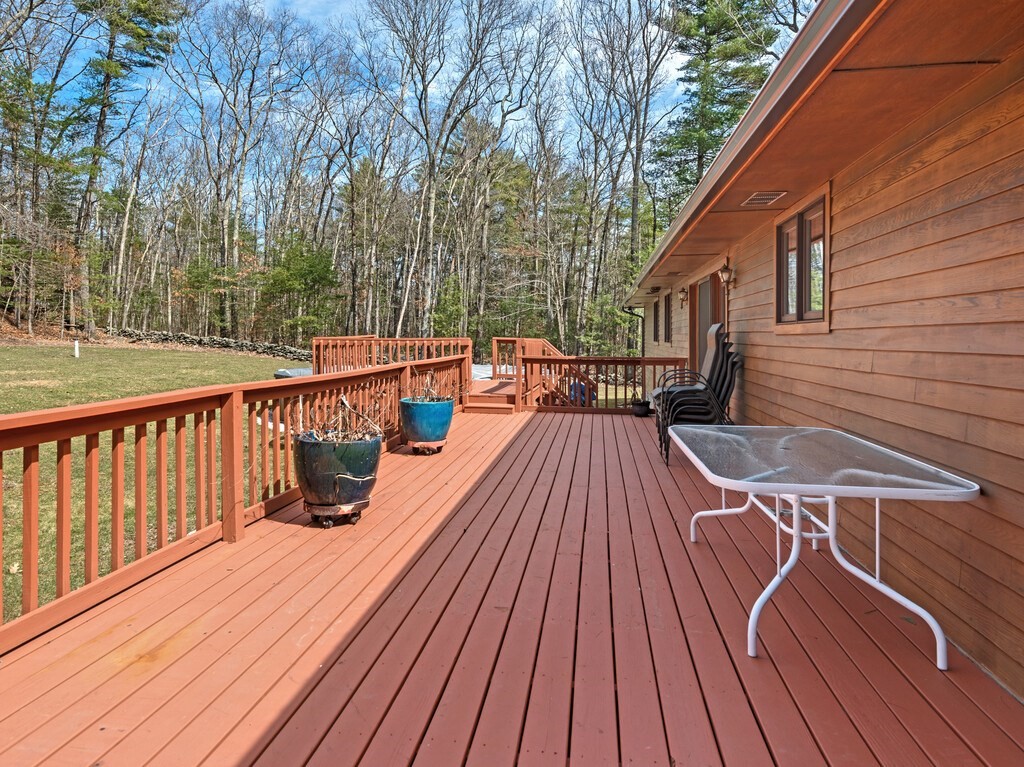 164 Berry Corner Road Charlton, MA 01507 - Photo 39 of 40 Gallery Image 39