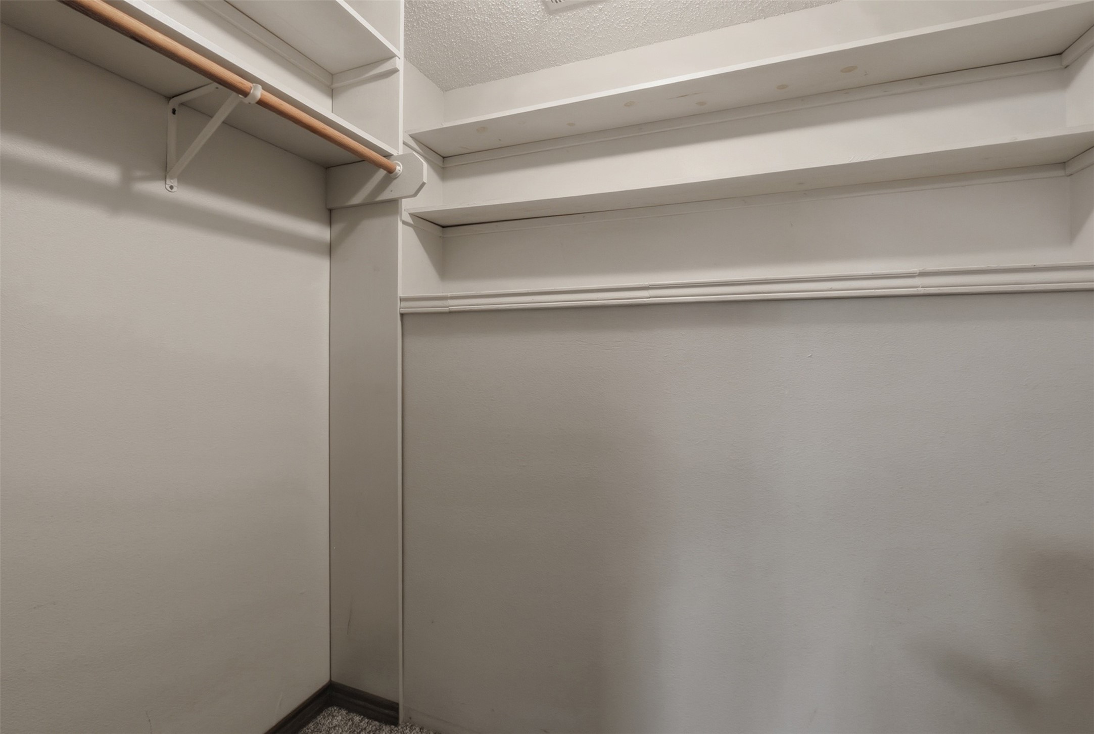 200 Cove View Drive Trinity, TX 75862 - Photo 23 of 39 a close view of closet