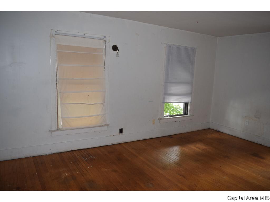 1216 North 6th Street Springfield, IL 62702 - Photo 13 of 16