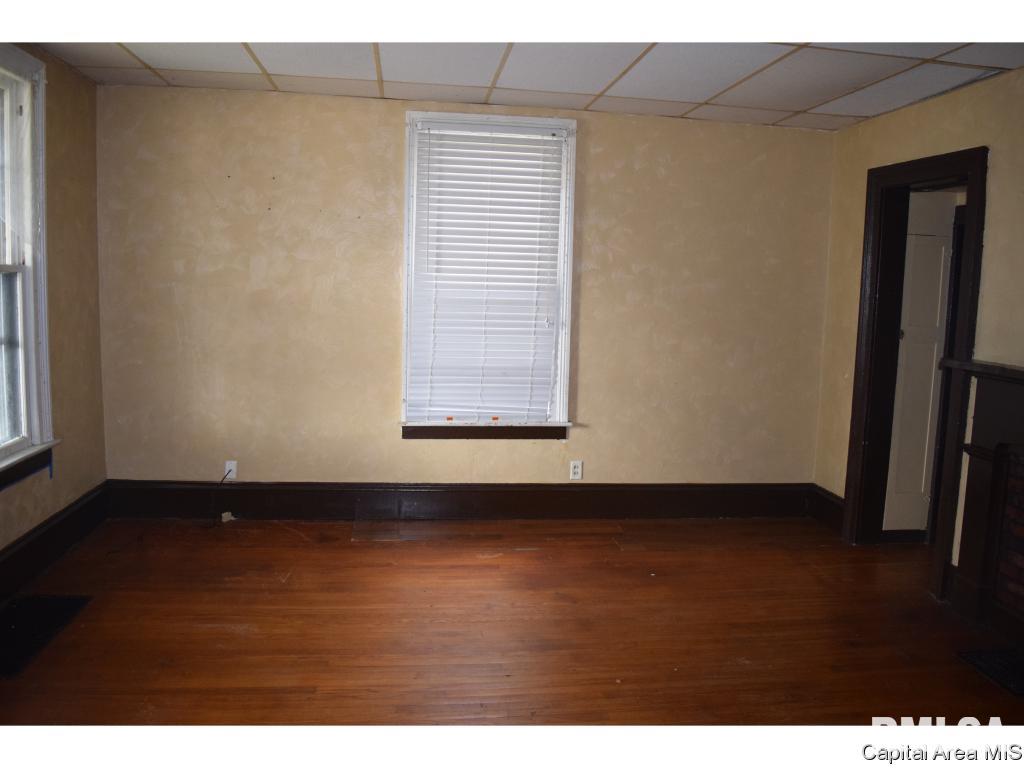 1216 North 6th Street Springfield, IL 62702 - Photo 2 of 16