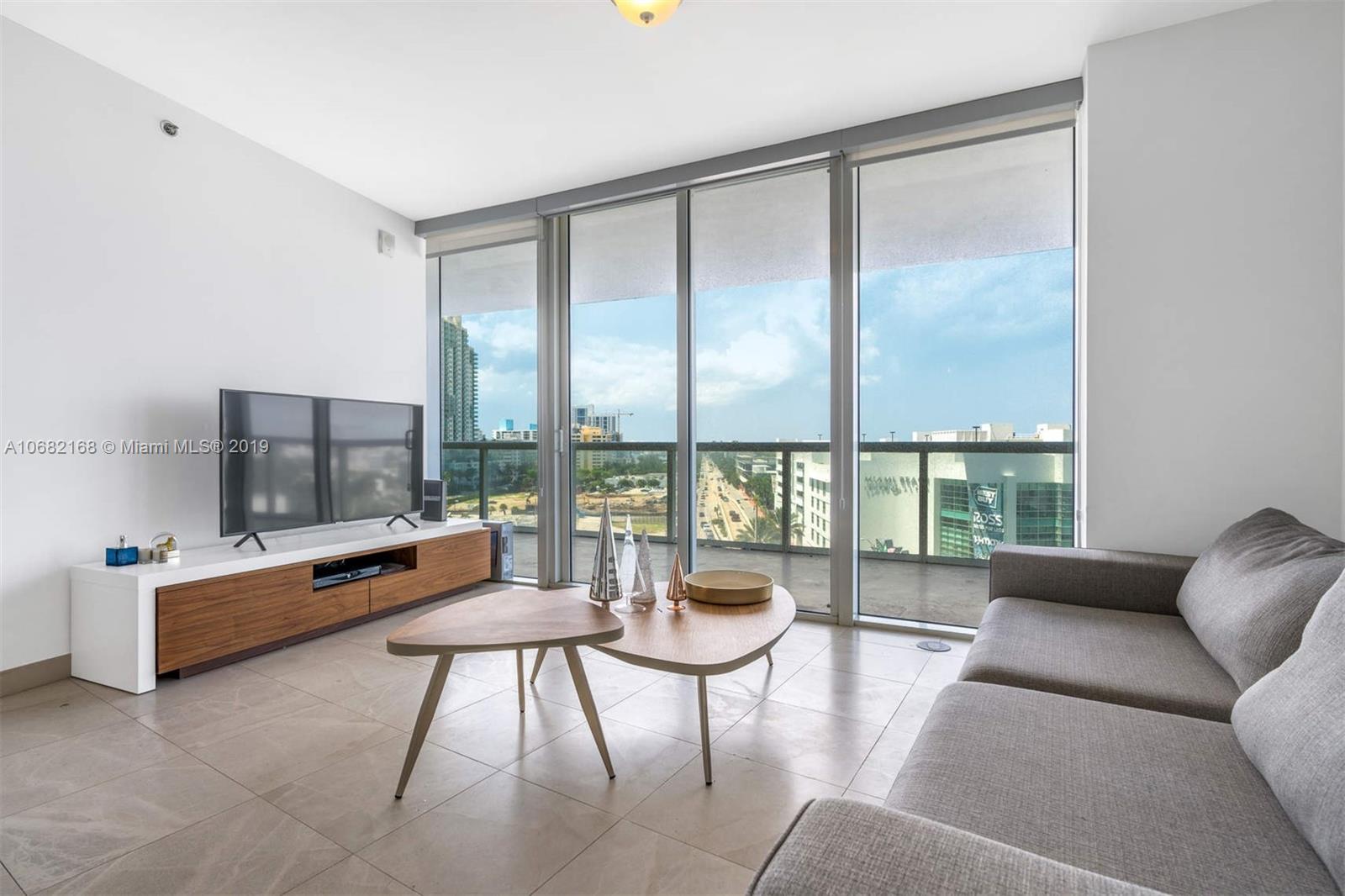 450 Alton Road, Unit 810 Miami Beach, FL 33139 - Photo 1 of 23