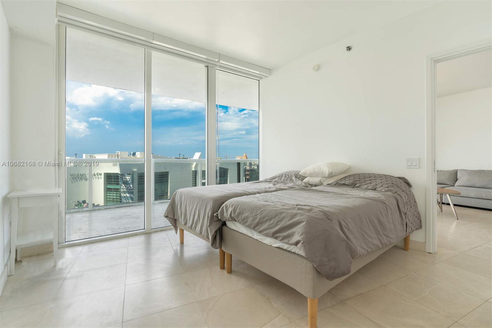 450 Alton Road, Unit 810 Miami Beach, FL 33139 - Photo 11 of 23