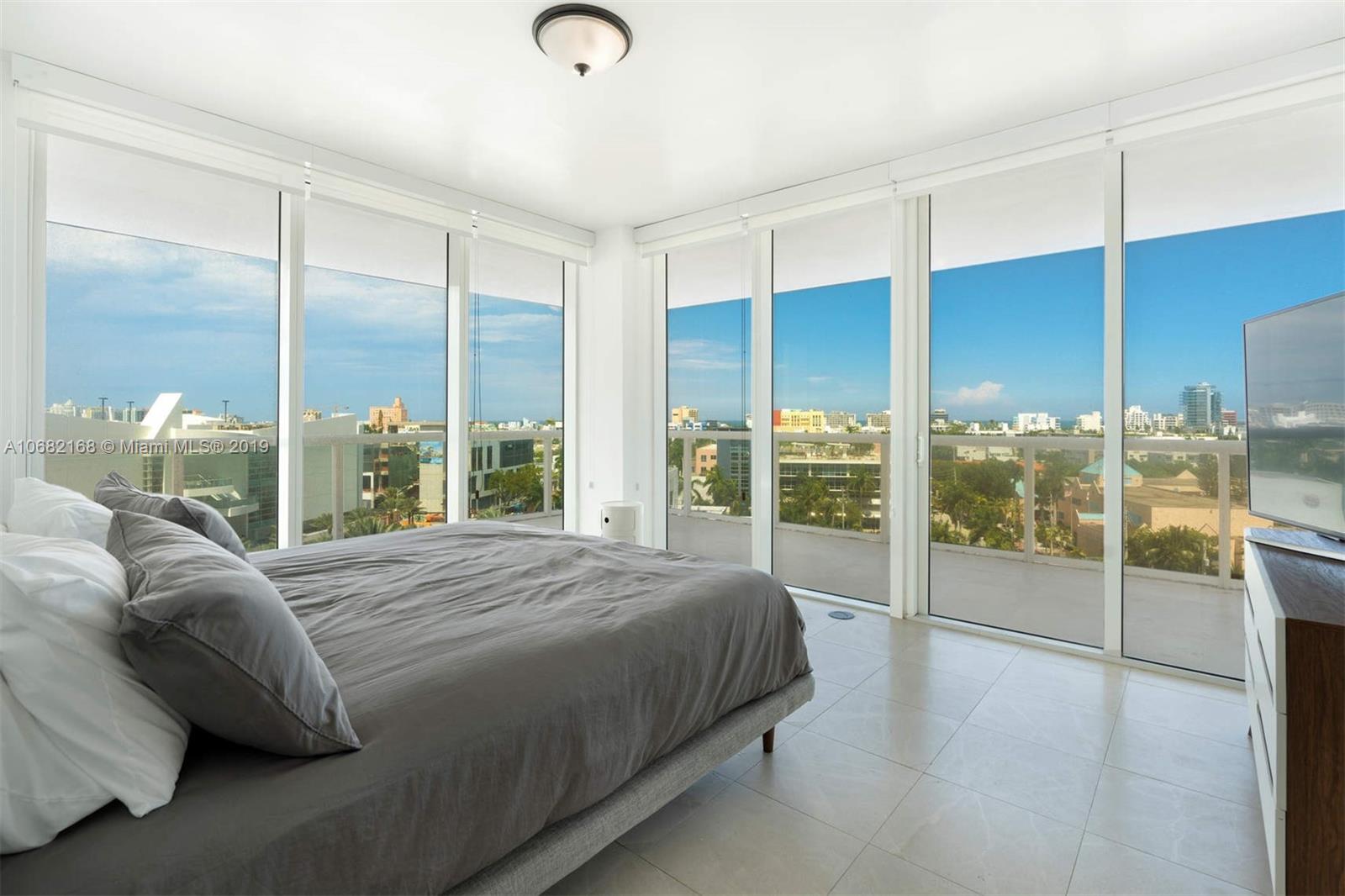 450 Alton Road, Unit 810 Miami Beach, FL 33139 - Photo 2 of 23