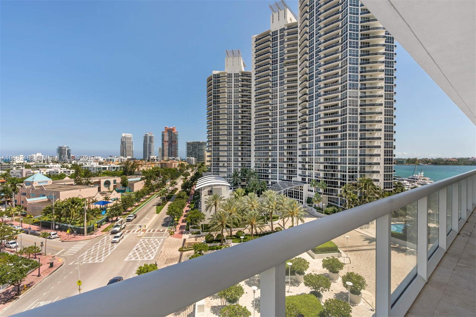 450 Alton Road, Unit 810 Miami Beach, FL 33139 - Photo 6 of 23